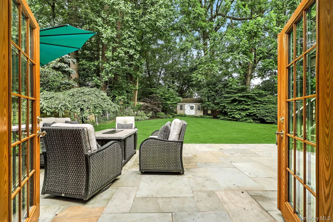 Photo of 14 Edgemont Circle