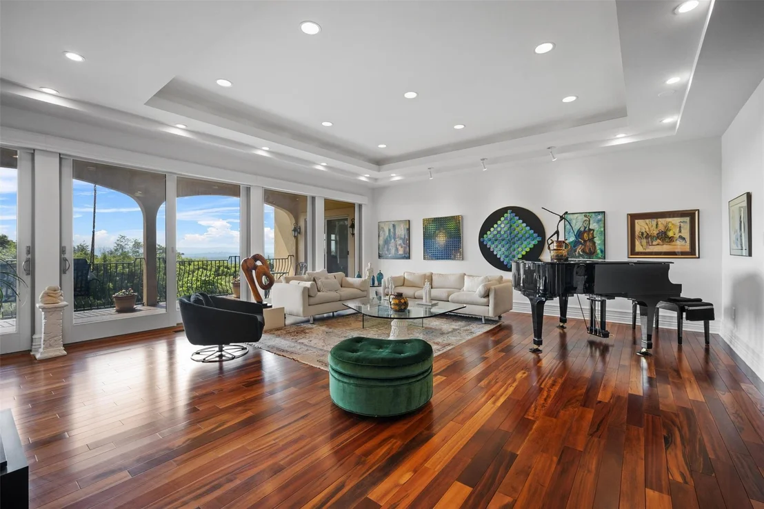 Photo of 18 Carmel Heights