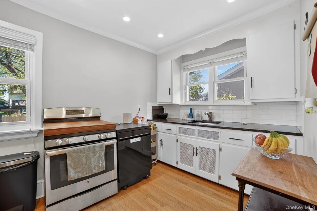 Photo of 18 2nd Avenue