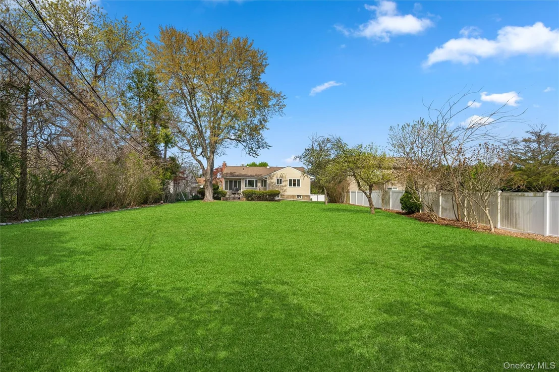 Photo of 150 Roxton Road
