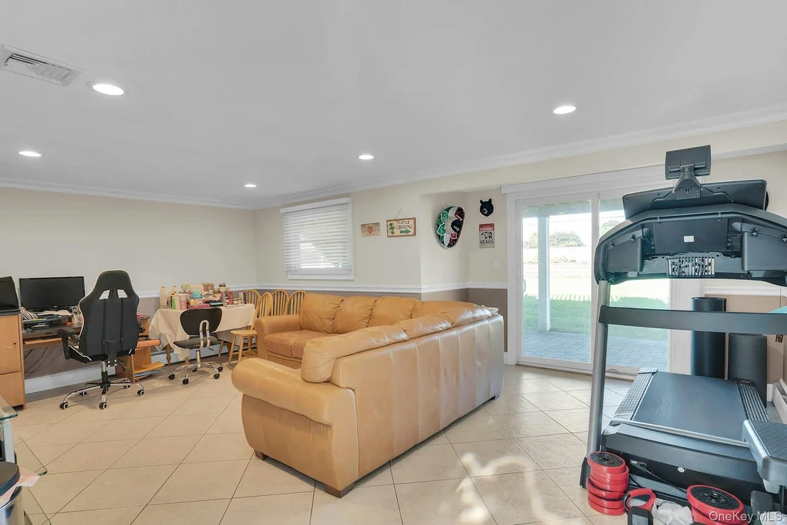 Photo of 25 Heather Crescent