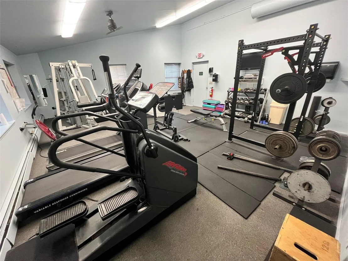 Photo of Unit 8A at 2435 Union Boulevard