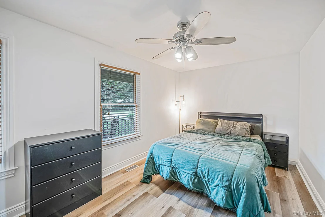 Photo of 17 Mayfield Drive