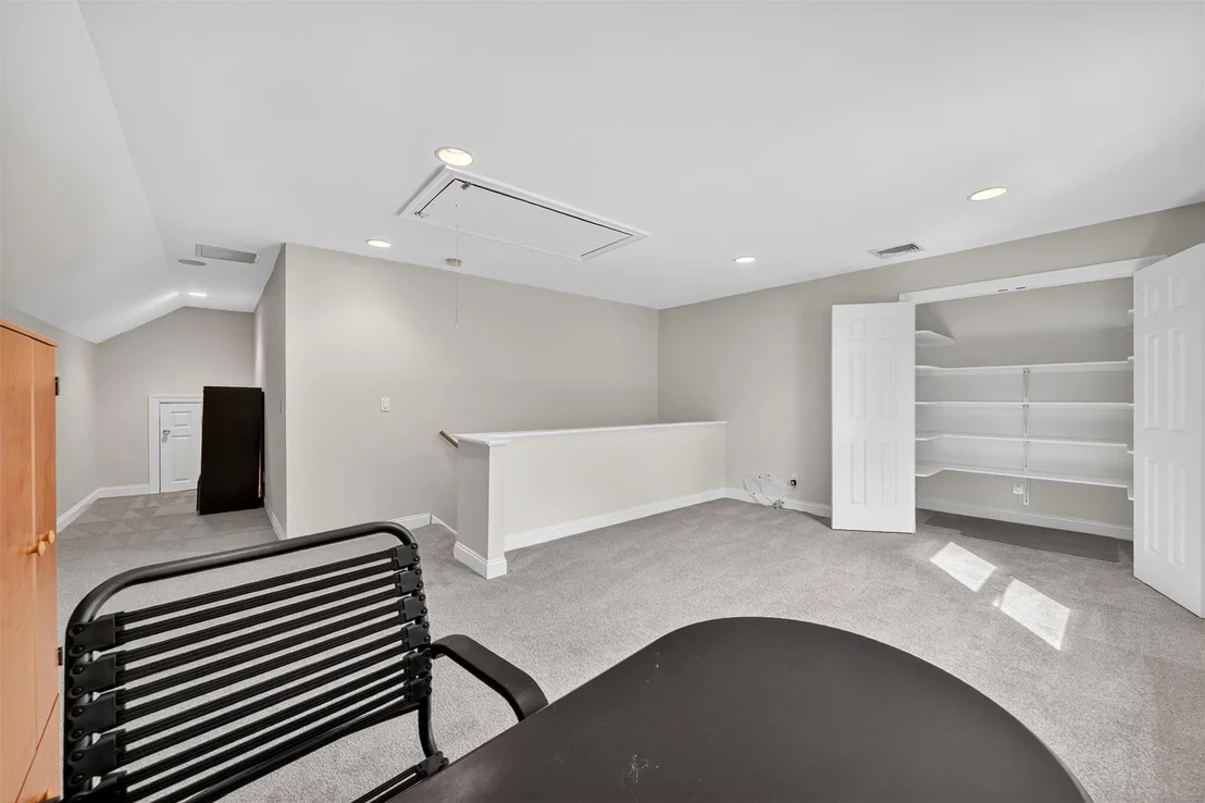 Photo of 25 Bedell Road