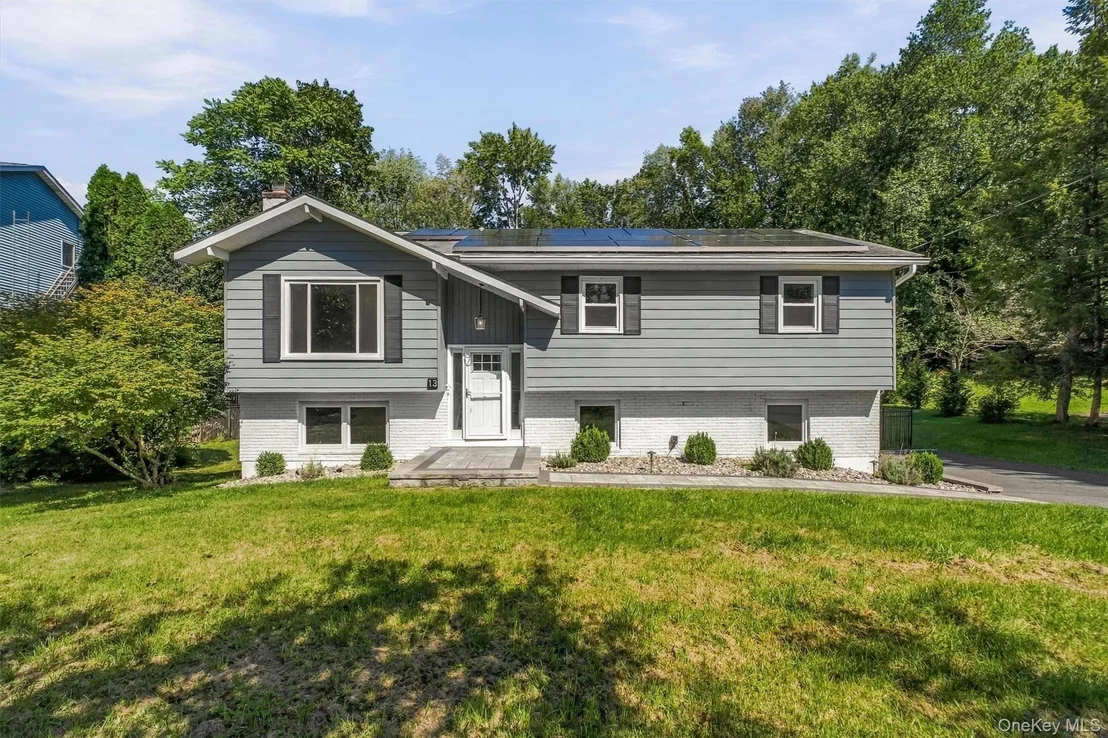 Photo of 13 Slate Hill Drive