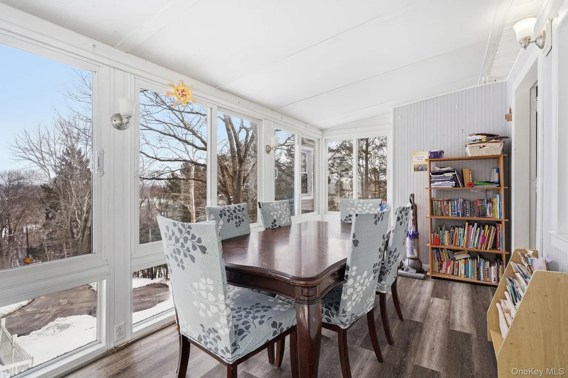 Photo of 718 Hill Drive