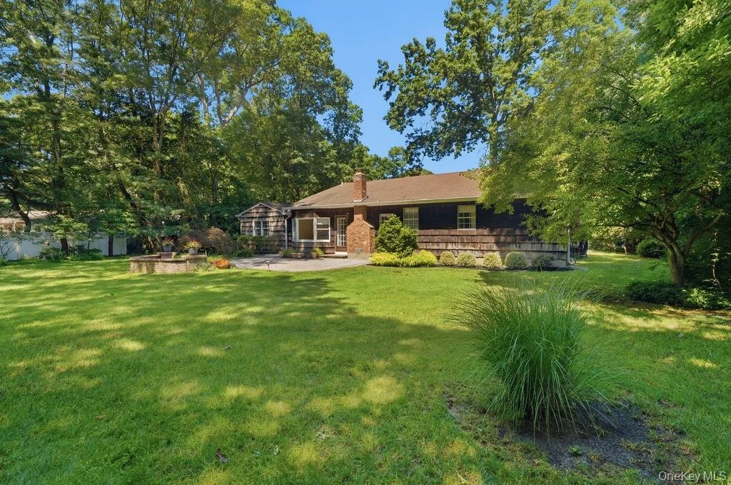 Photo of 20 Oak Tree Drive
