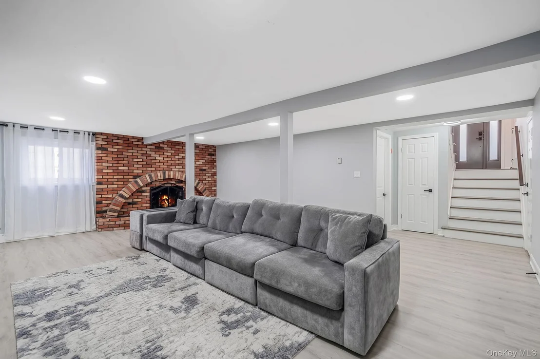 Photo of 811 Bonnie Drive