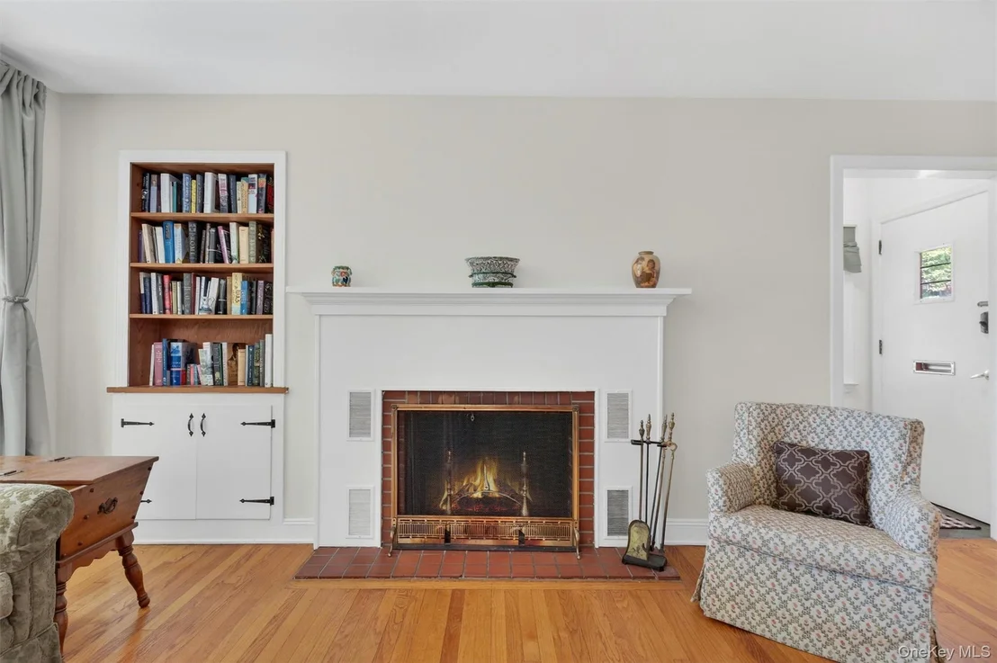 Photo of 333 Oak Drive