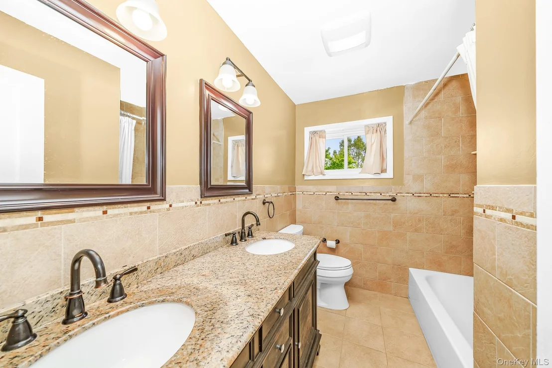 Photo of 3900 Miller Place