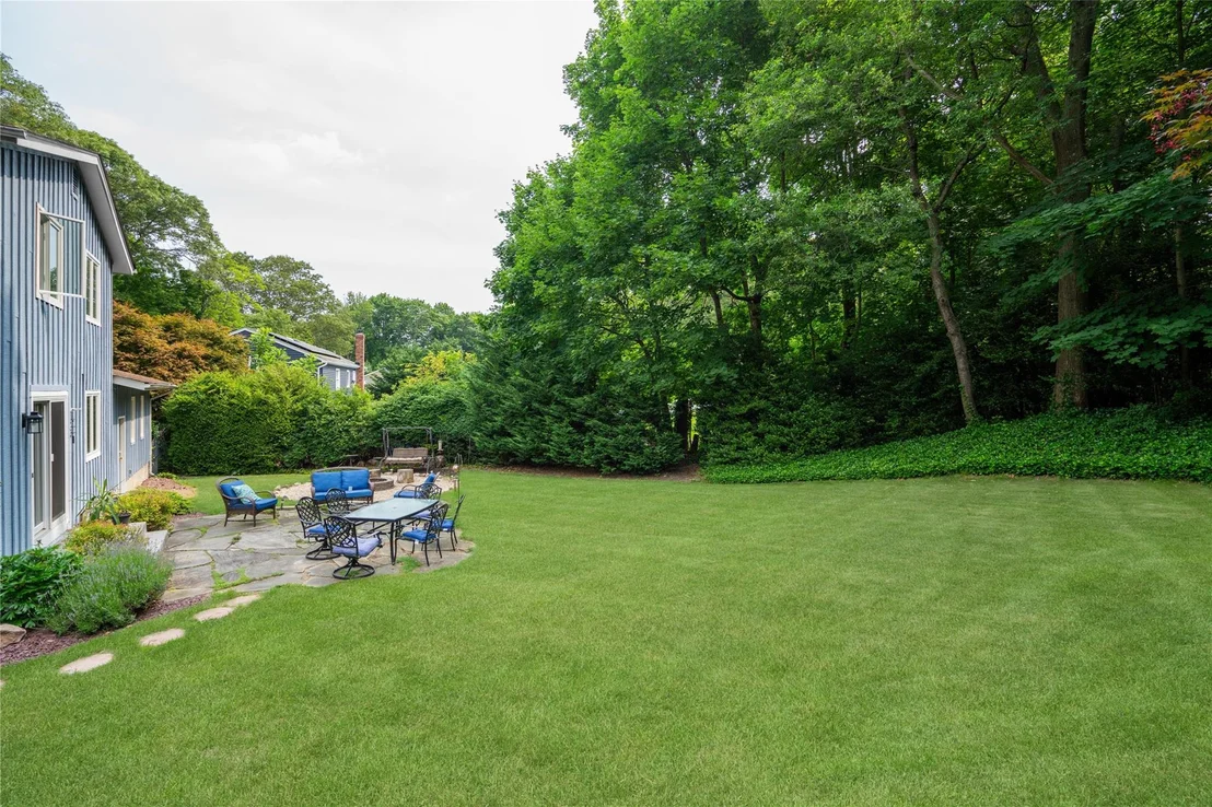 Photo of 16 Short Way