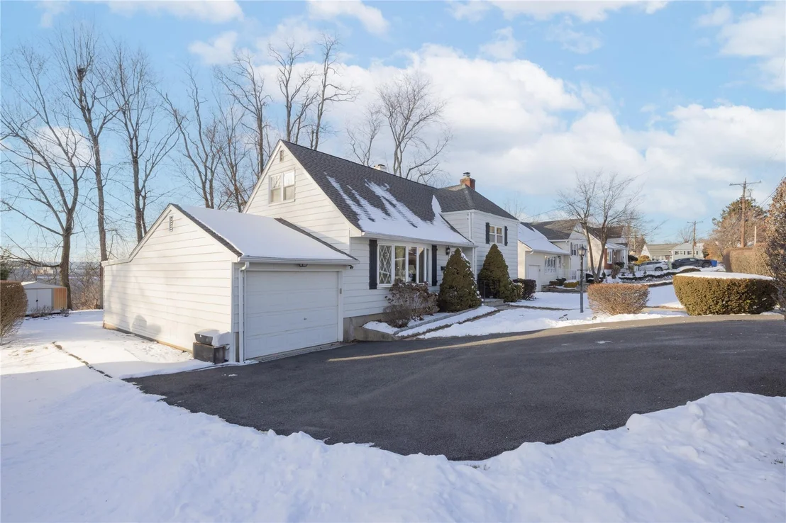 Photo of 14 Montclair Road