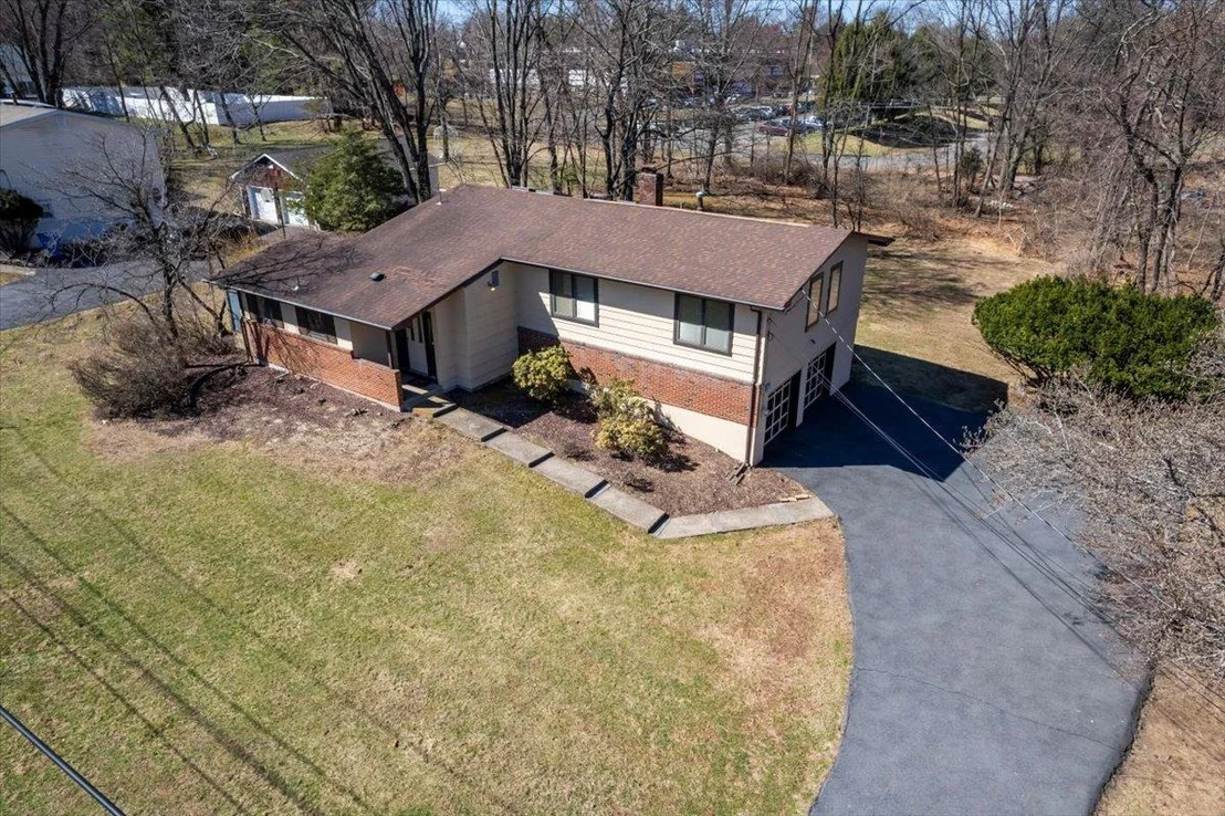 Photo of 13 Barrie Drive