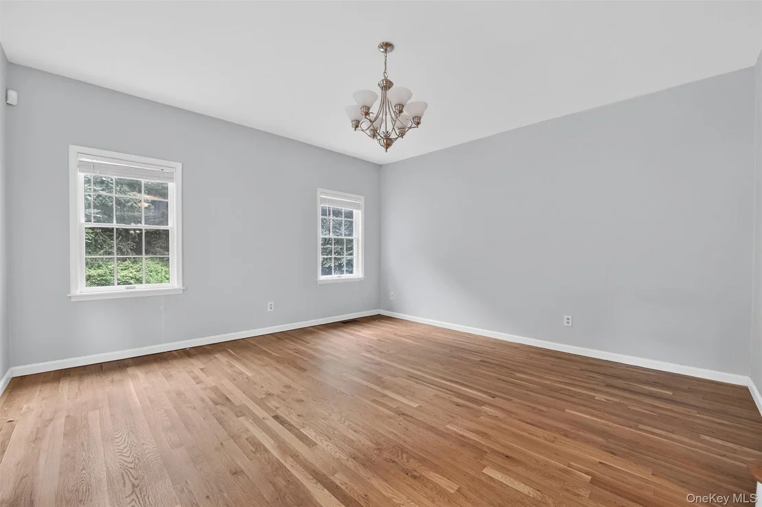 Photo of 16 Apple Summit Lane