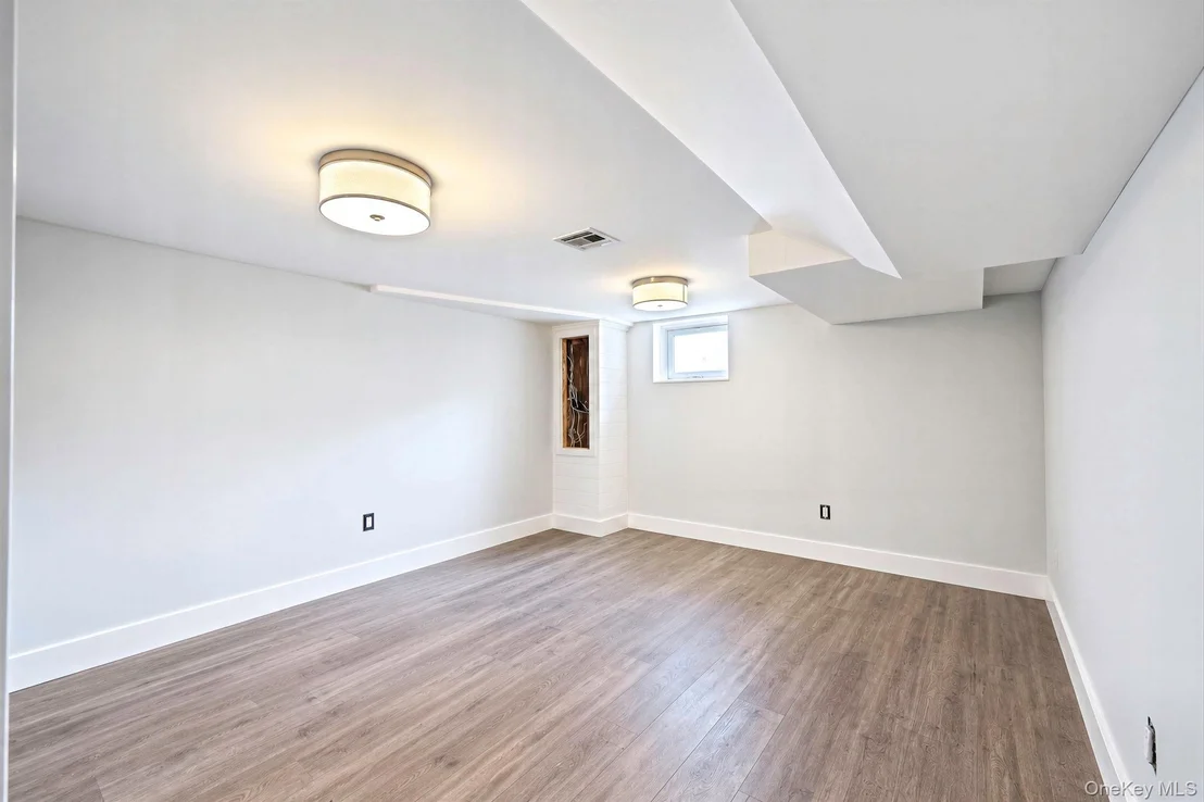 Photo of 17 Mayfield Drive