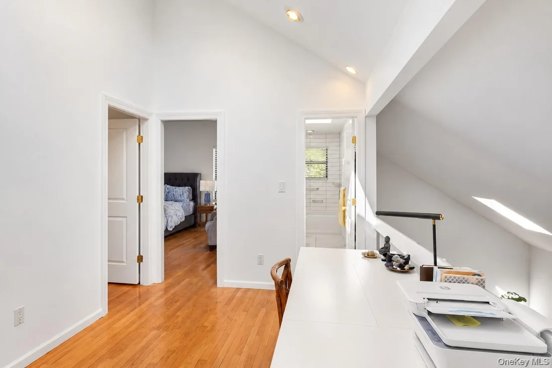 Photo of 37 Blue Jay Way