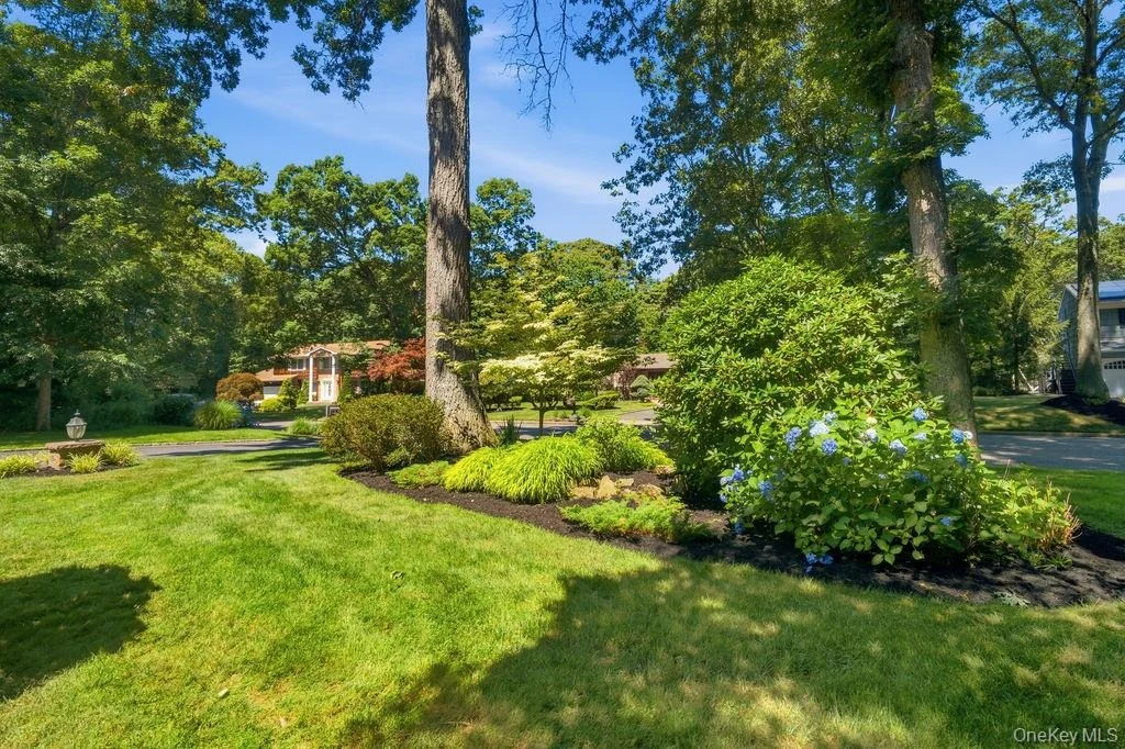 Photo of 20 Oak Tree Drive