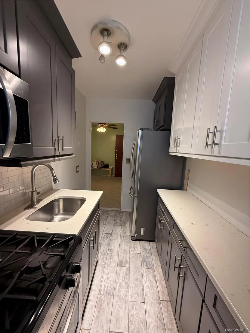 Photo of Unit 3F at 765 Bronx River
