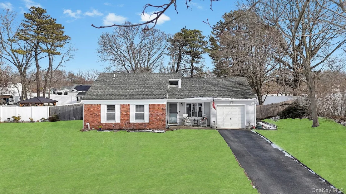 Photo of 17 Groton Lane