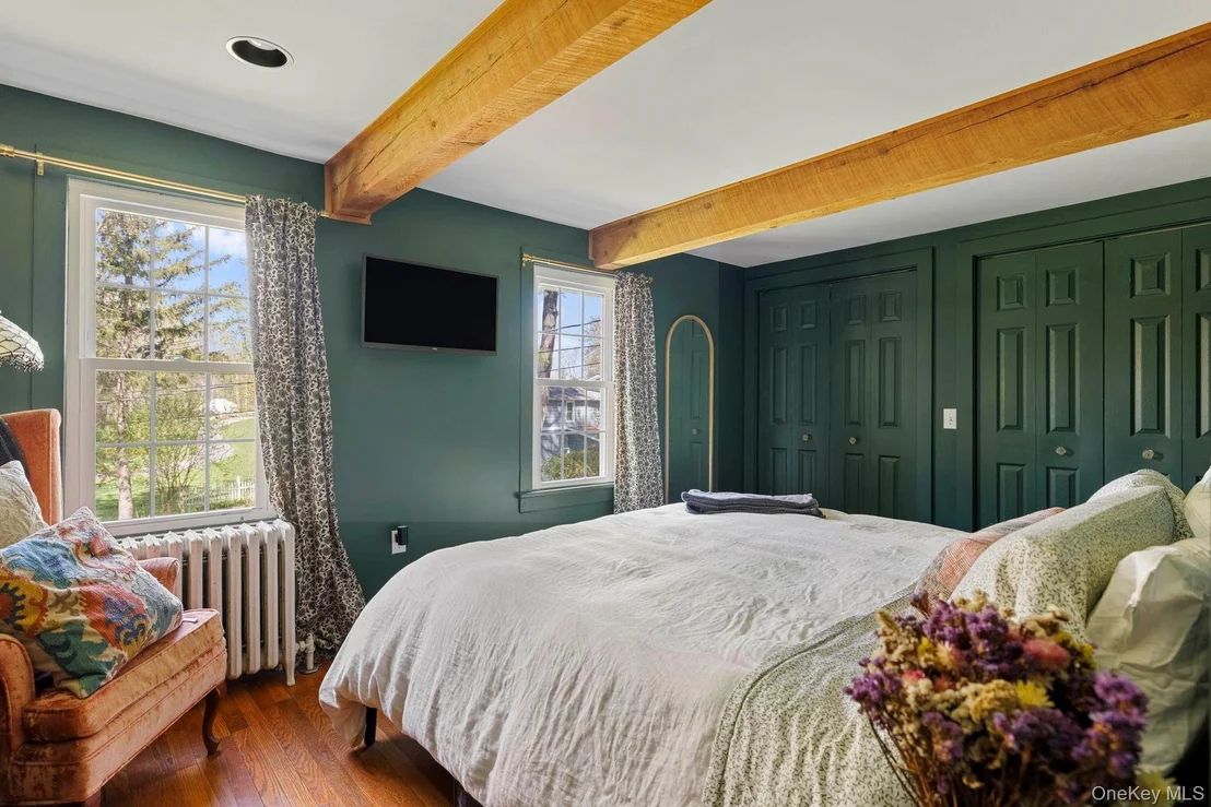 Photo of 452 Mountain Road