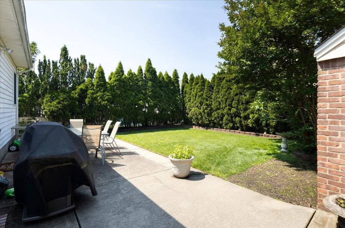 Photo of 1004 Jackson Avenue