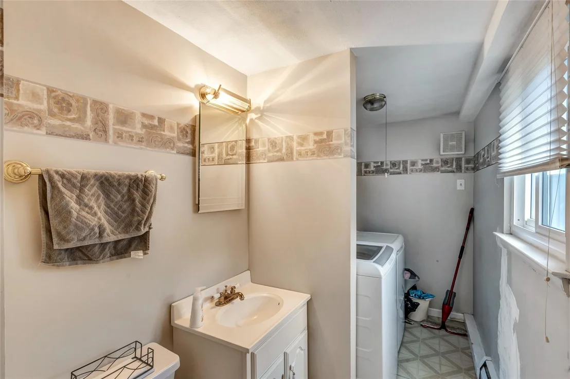Photo of 50 Ruby Lane