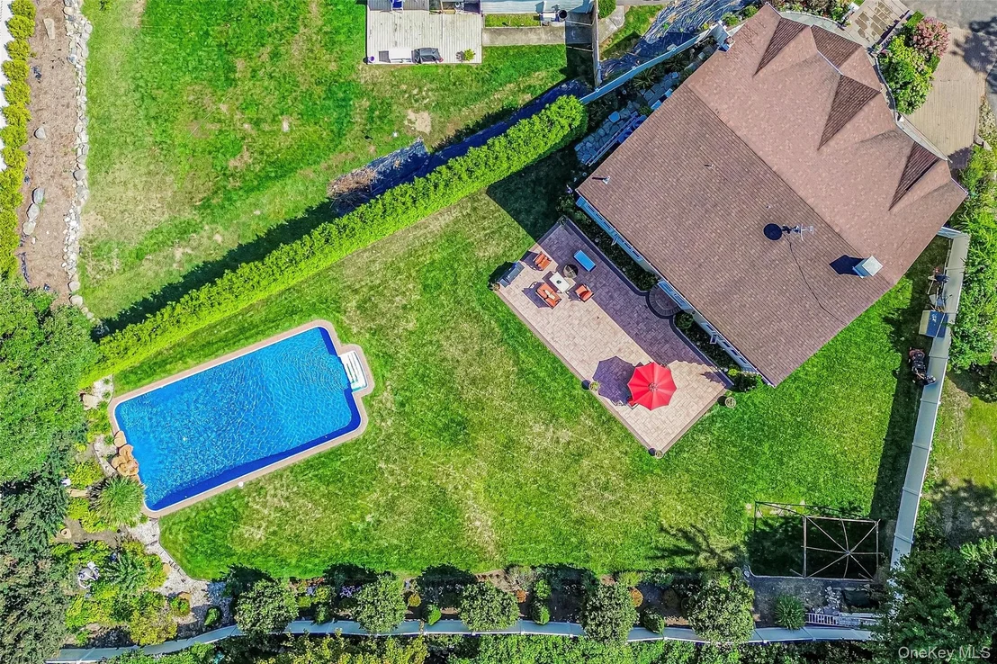 Photo of 397 Concord Road
