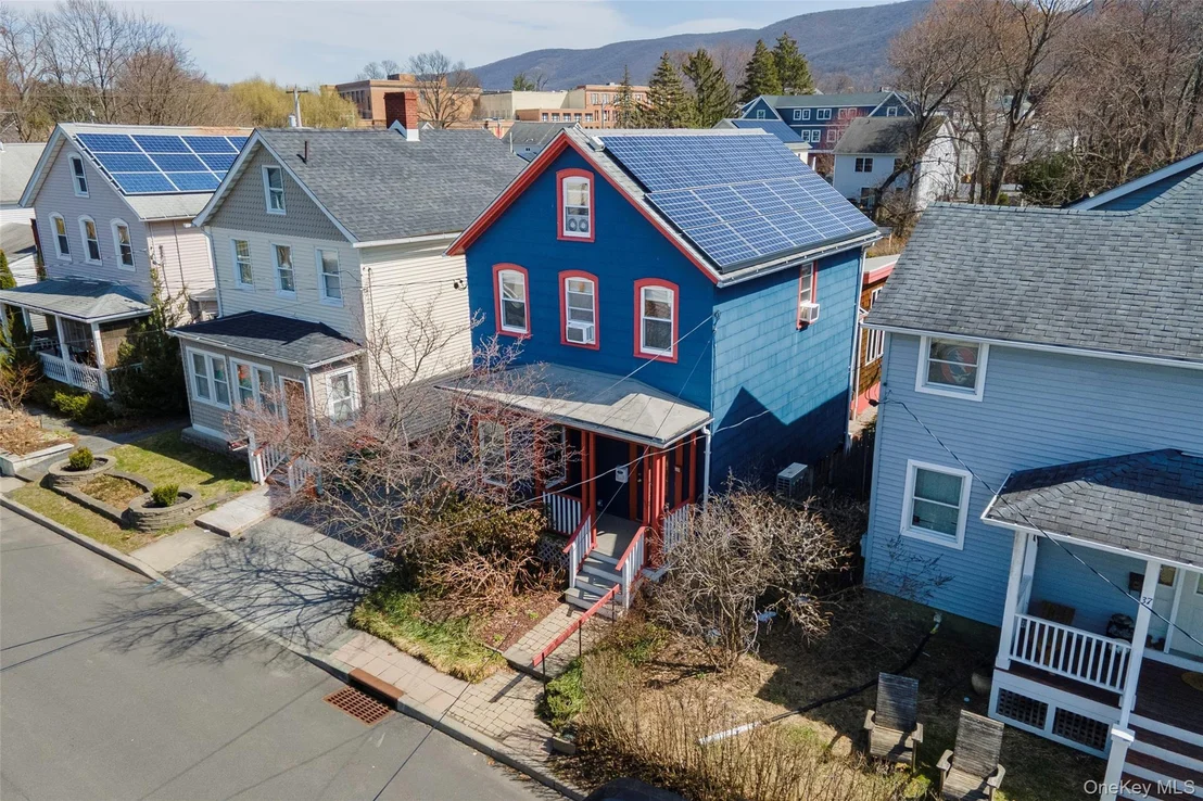 Photo of 39 N Chestnut Street