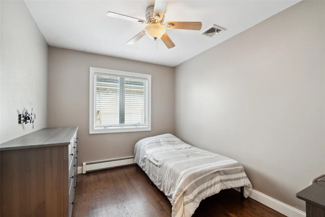 Photo of 2126 Cayuga Drive