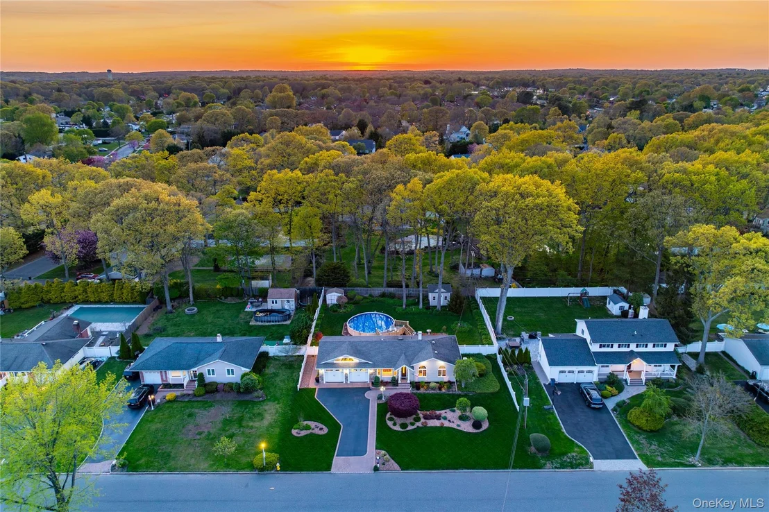 Photo of 8 Raven Drive
