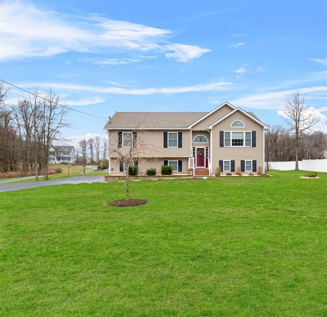 Photo of 394 Bailey Road