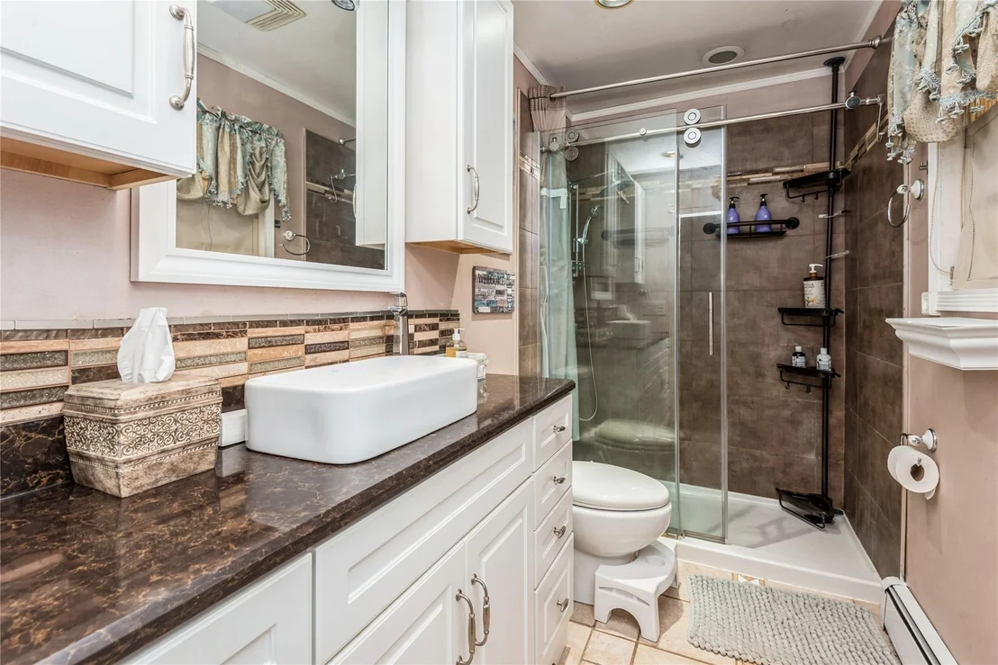 Photo of 120 Lynbrook Drive