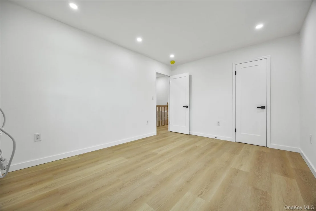 Photo of 641 Beach 65th Street