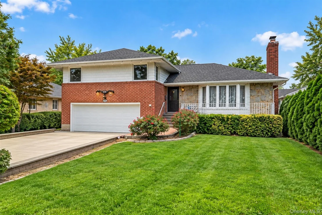 Photo of 76 Marcus Avenue