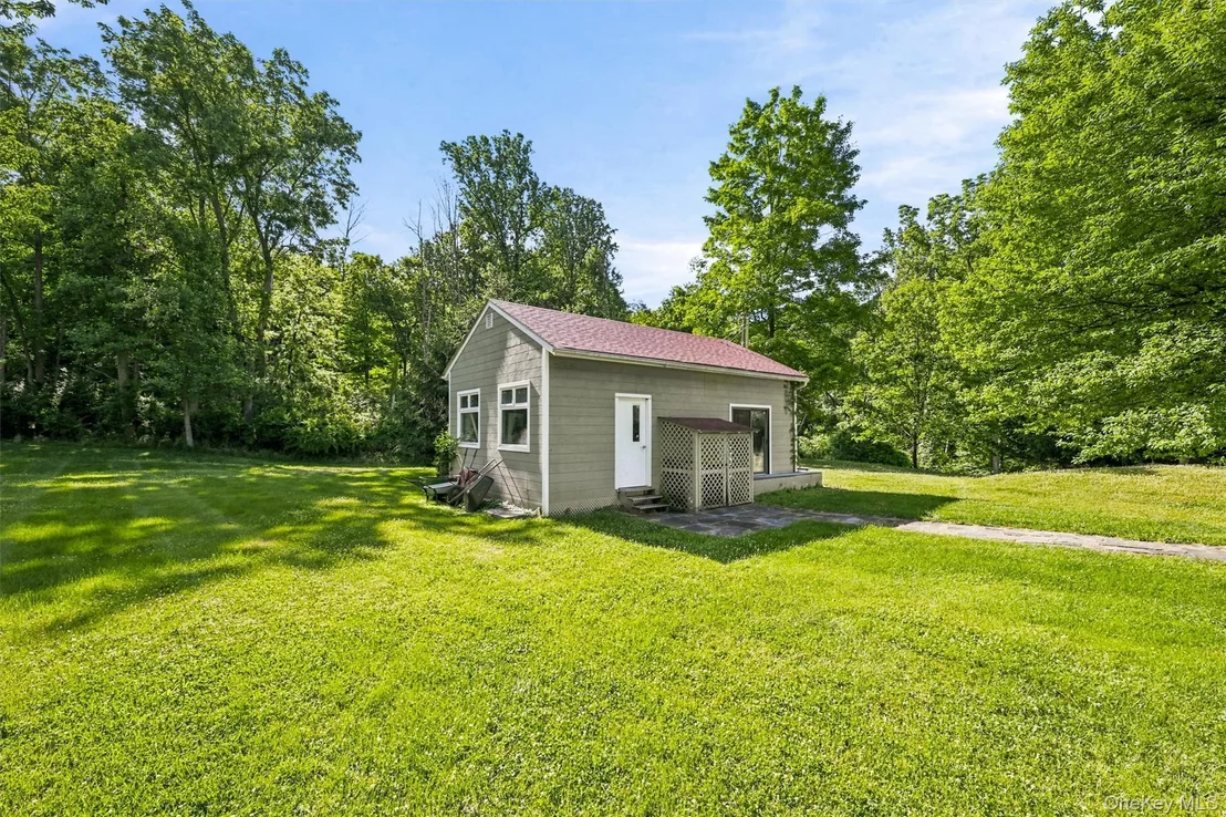 Photo of 36 Chardavoyne Road