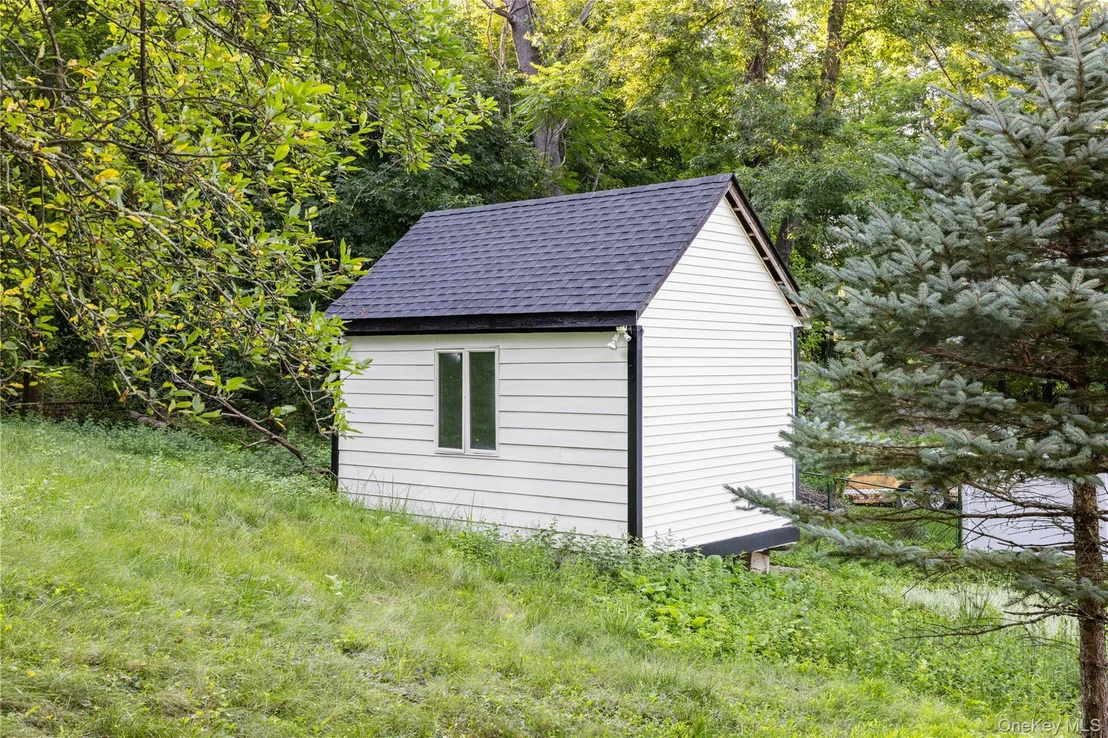 Photo of 17 Ridge Way