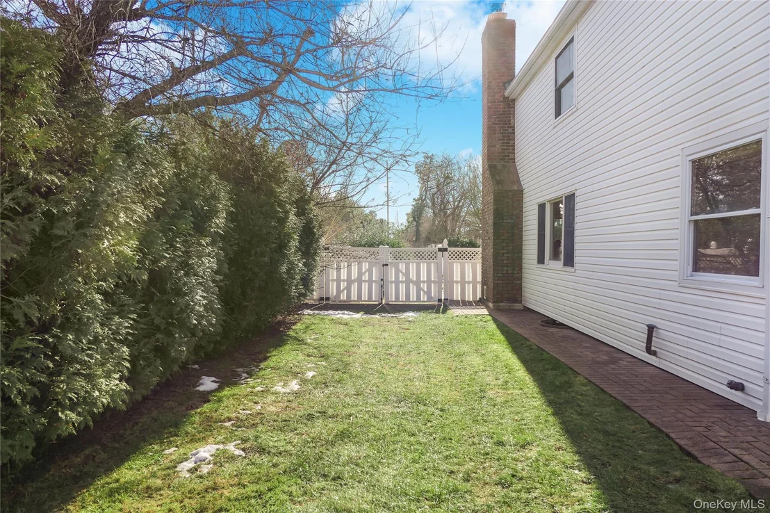 Photo of 10 Marie Crescent