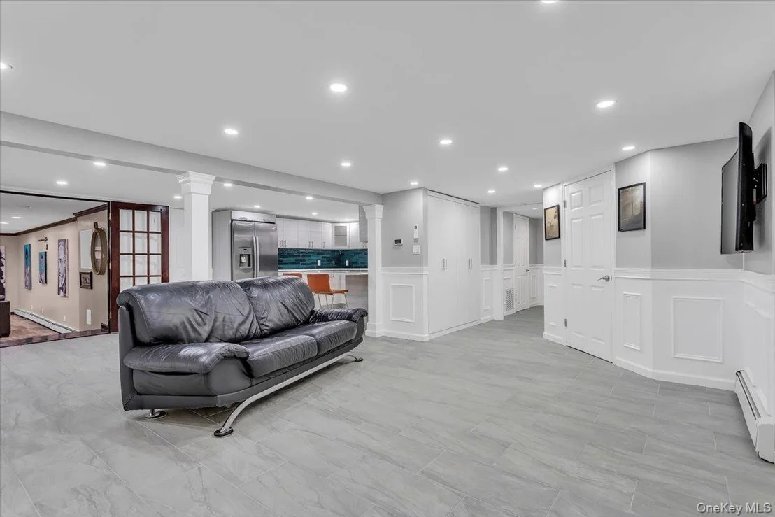 Photo of 21 Buttonwood Drive