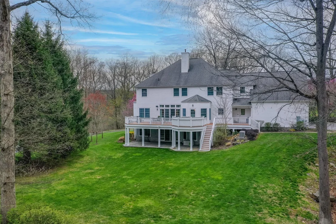 Photo of 8 Turtleback Way