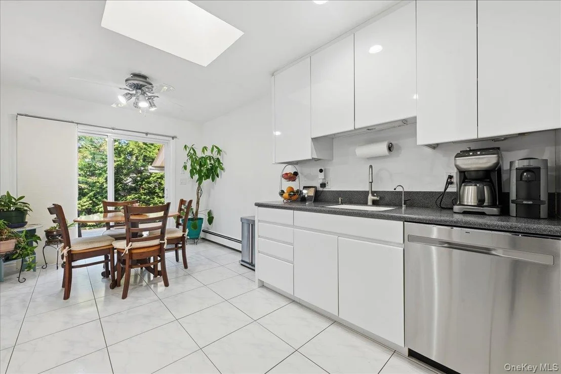 Photo of 44 Steven Place