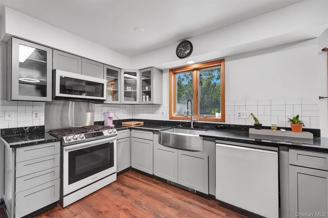 Photo of 243 Hill Road