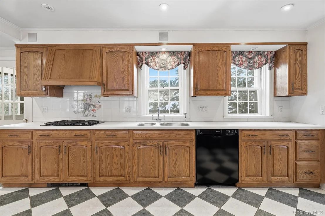Photo of 25 Seneca Street