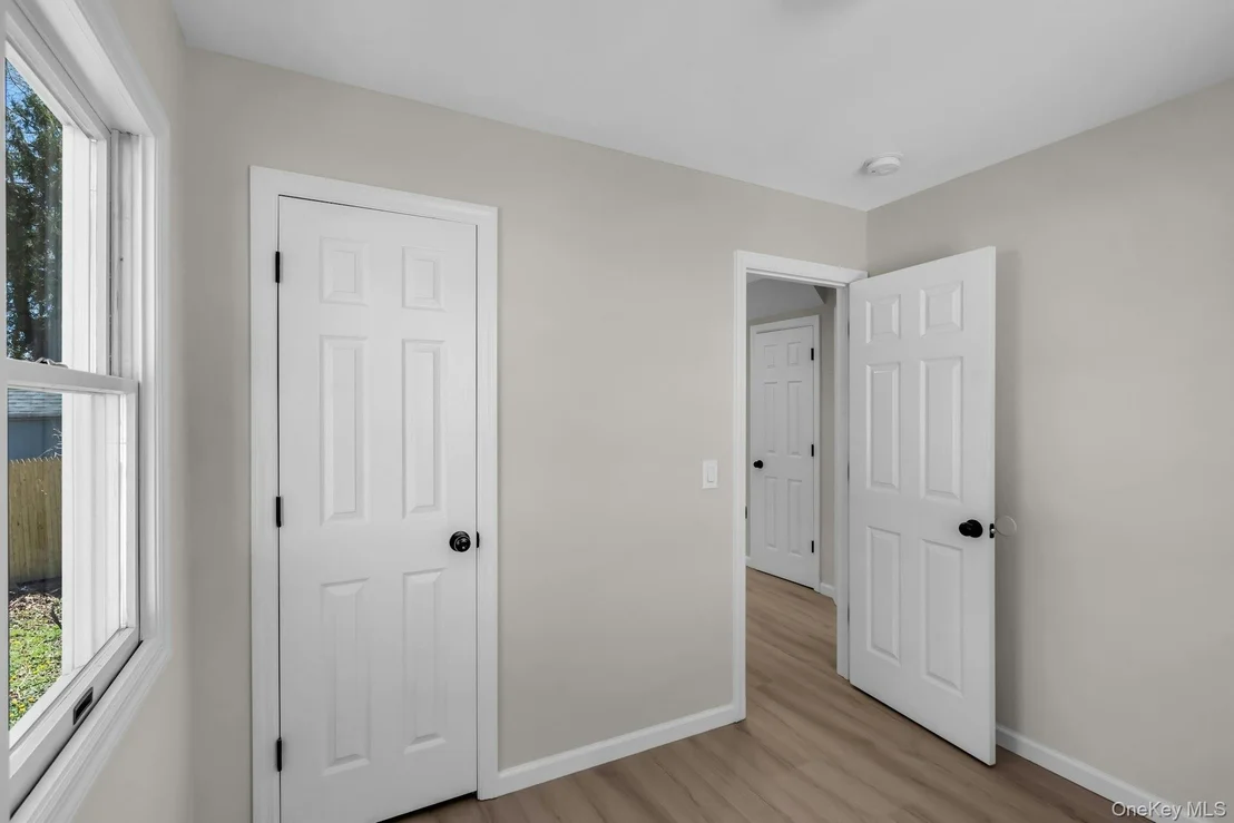 Photo of 133 Lakeview Drive