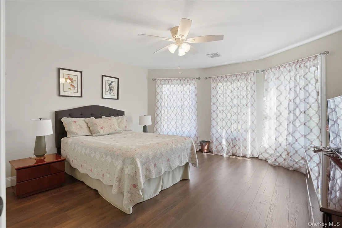 Photo of 17 Skyview Lane