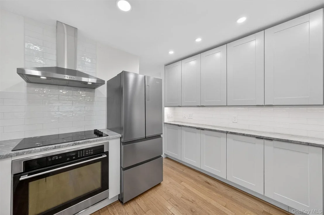 Photo of 28 Eastern Parkway