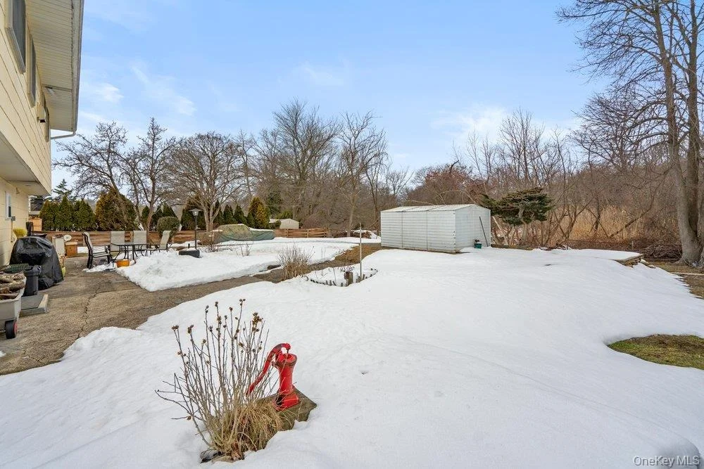Photo of 90 Babylon Avenue