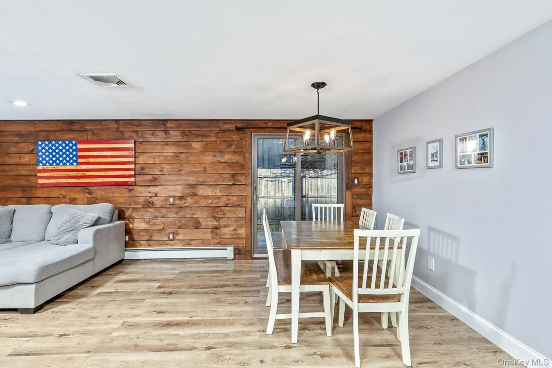 Photo of 5 Longleaf Lane
