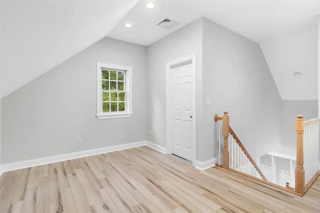 Photo of 25 Ferris Drive