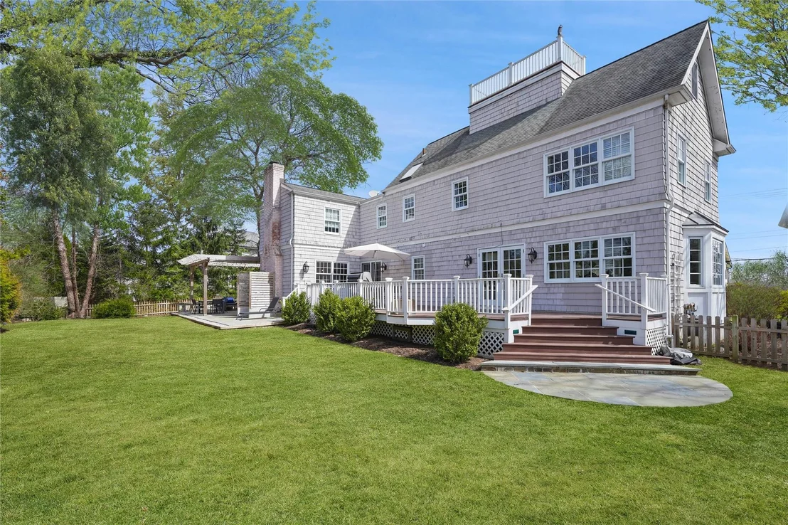Photo of 10 Stonycrest
