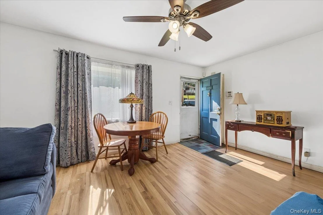 Photo of 8 Cayuga Drive